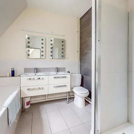 Stunning In La Bataille Arq * Arques-la-Bataille